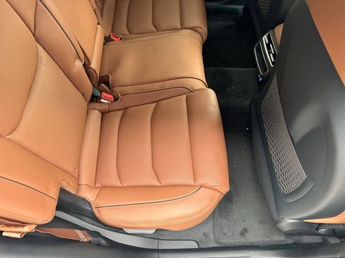 New 2026 Genesis GV70 2.5T Advanced image 15