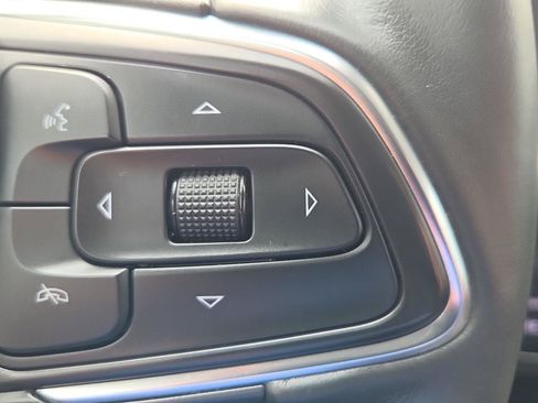 Used 2023 Buick Envision Preferred w/ Sport Touring Package AWD/4WD image 13