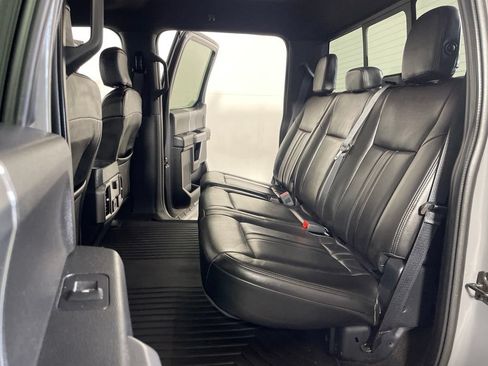 Used 2018 Ford F150 XLT w/ Equipment Group 302A Luxury AWD/4WD image 20