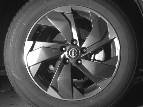 Used 2025 Nissan Rogue SV AWD/4WD image 13
