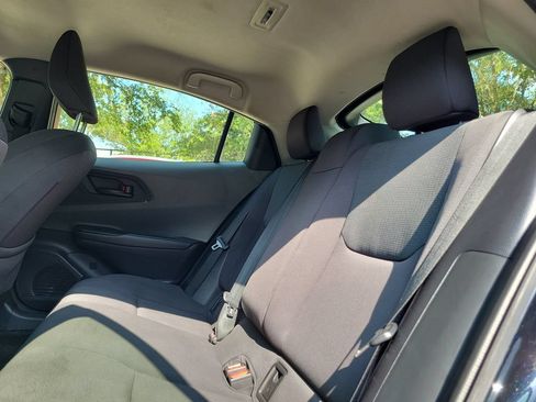Used 2024 Toyota Prius LE FWD image 13