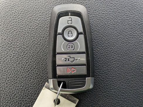 Used 2022 Ford F150 XLT w/ Equipment Group 302A High image 30