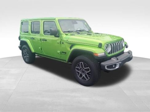 Used 2026 Jeep Wrangler Unlimited Sahara w/ Safety Group AWD/4WD image 4