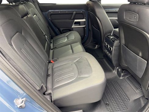 Used 2020 Land Rover Defender 110 SE image 38