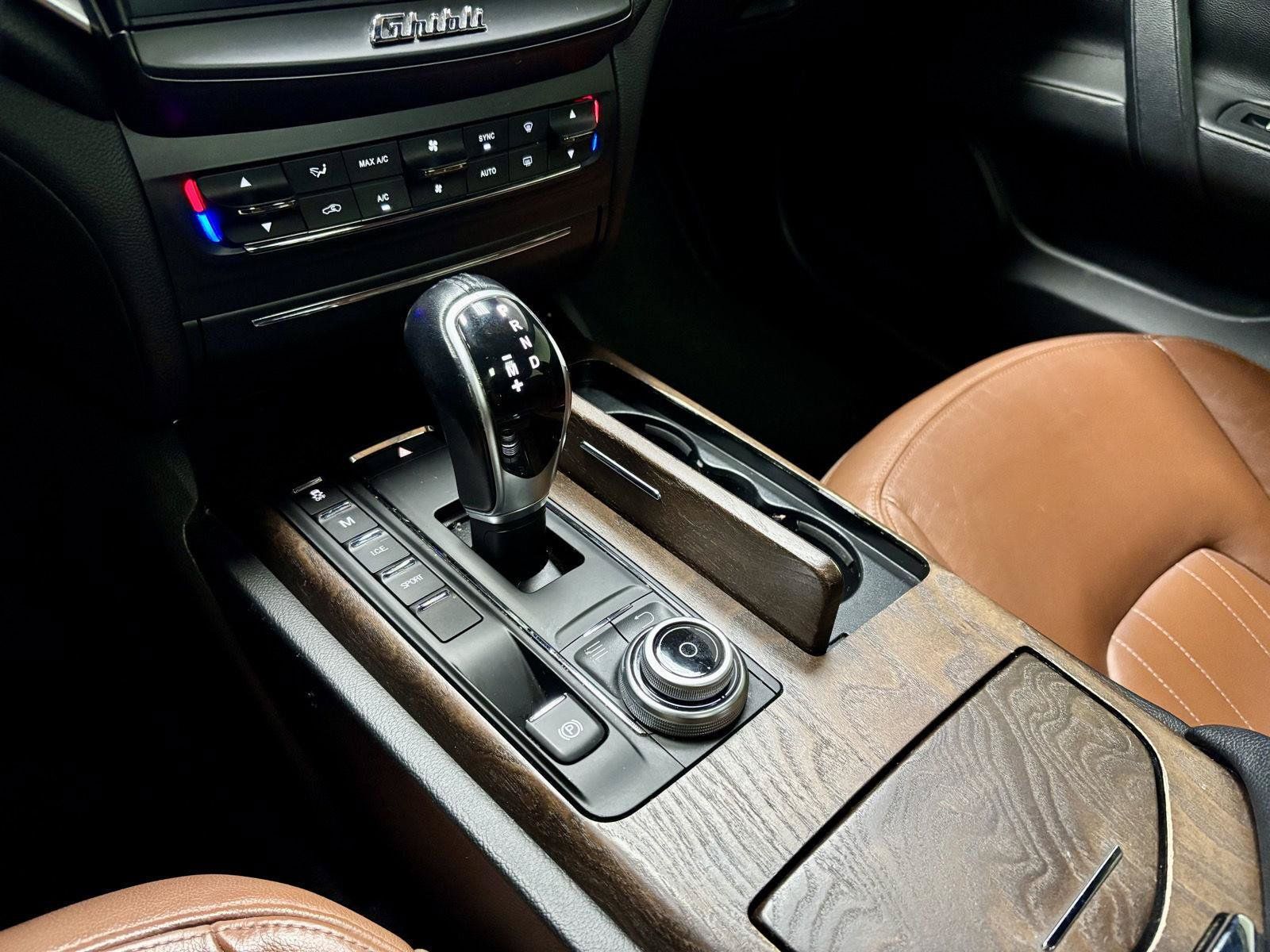 Used 2017 Maserati Ghibli RWD image 28