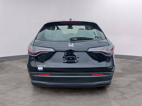 Certified 2023 Honda HR-V LX image 5