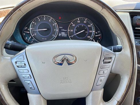 Used 2016 INFINITI QX80 4WD w/ Driver's Assistance Package image 6