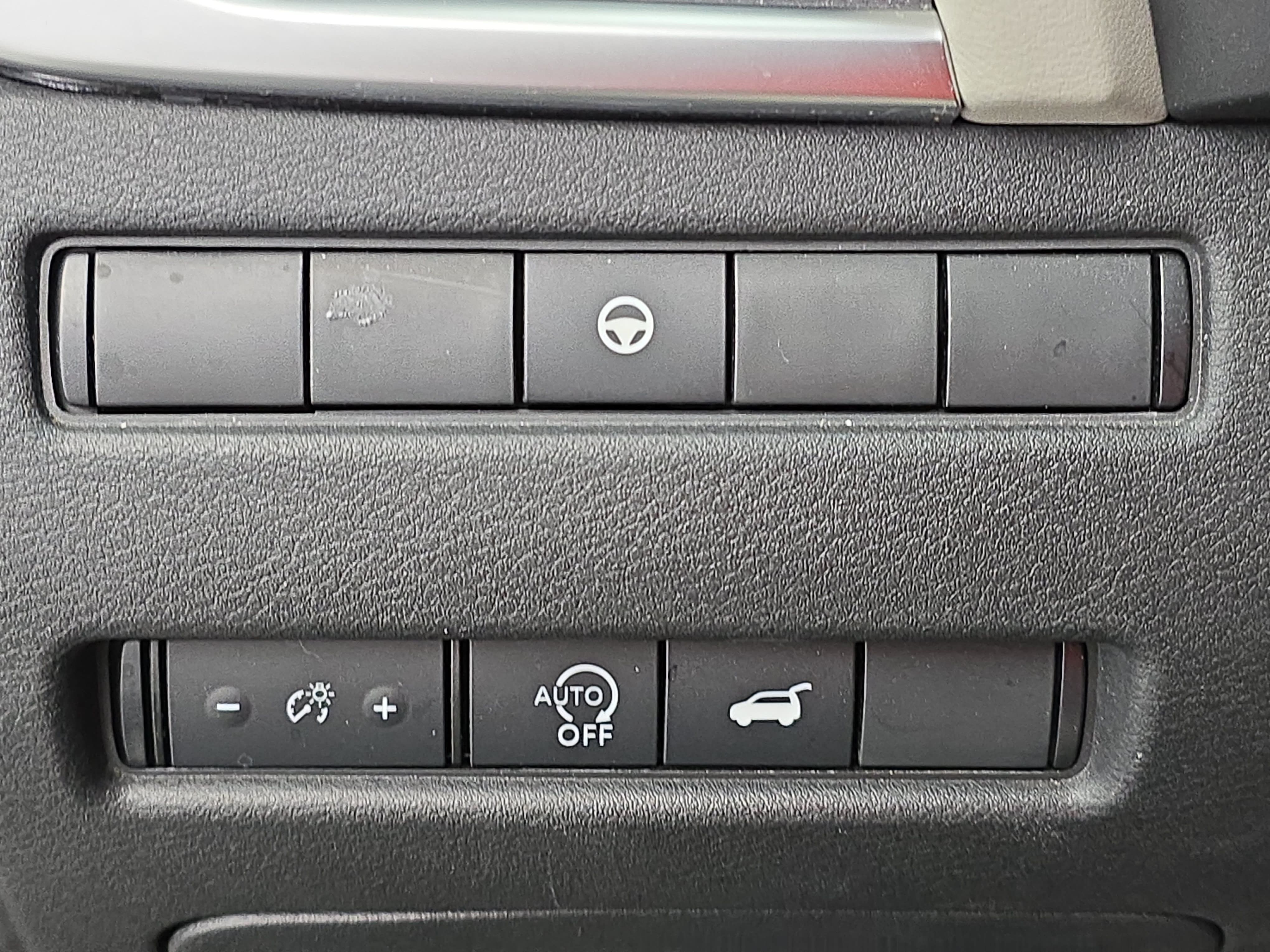 Certified 2024 Nissan Rogue SV w/ SV Premium Package AWD/4WD image 25
