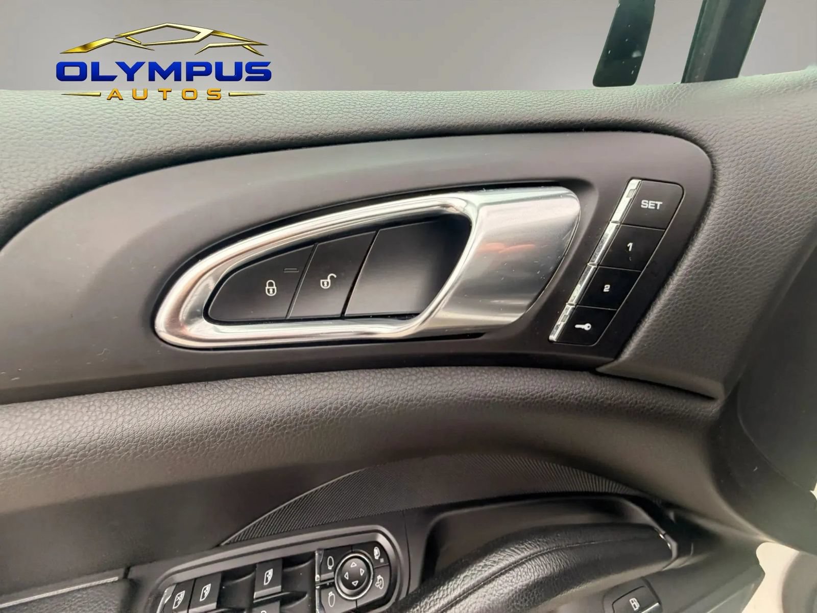 Used 2017 Porsche Cayenne S Platinum w/ Premium Package Plus (Pjy) AWD/4WD image 37