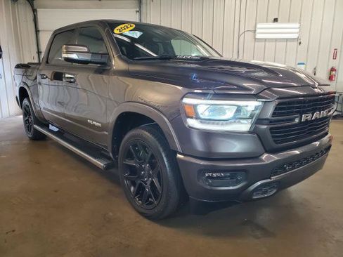 Used 2022 RAM 1500 Laramie AWD/4WD image 2