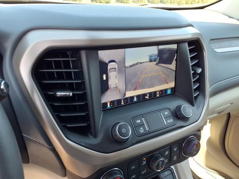 Used 2023 GMC Acadia Denali w/ Denali Ultimate Package AWD/4WD image 16