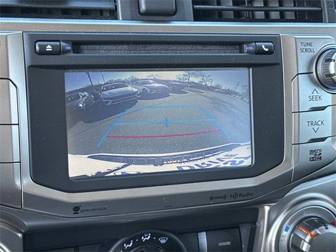 Used 2016 Toyota 4Runner SR5 image 29