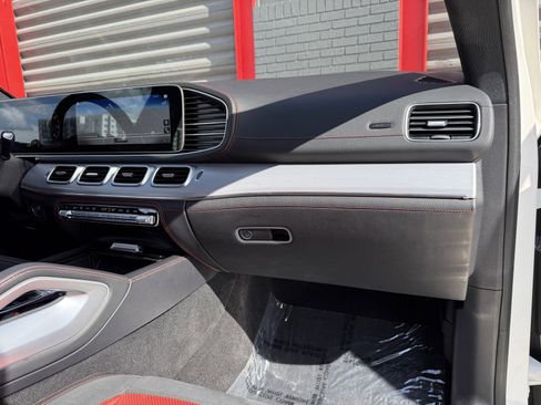 Used 2022 Mercedes-Benz GLE 53 AMG GLE 53 AMG image 17