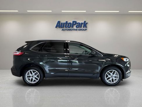 Used 2024 Ford Edge SEL w/ Convenience Package AWD/4WD image 8