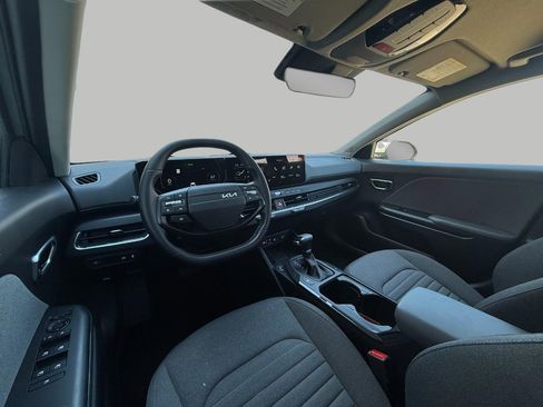 Used 2025 Kia K4 EX FWD image 23
