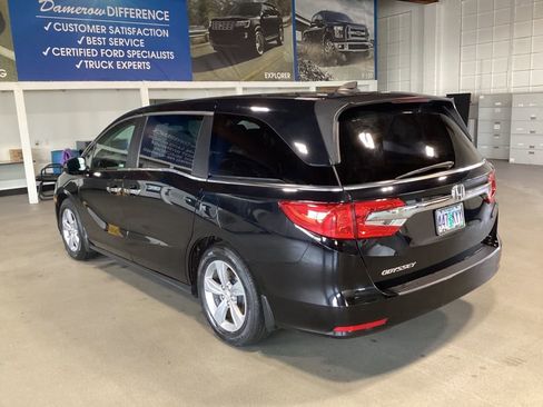 Used 2018 Honda Odyssey EX image 3