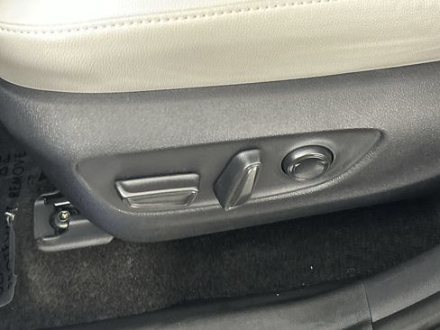 Used 2026 Toyota Grand Highlander AWD Hybrid image 21
