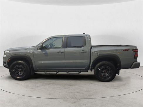 New 2026 Nissan Frontier PRO-4X w/ Pro-4x Convenience Package image 2