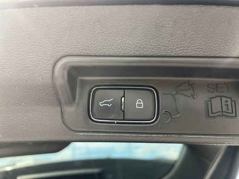 Used 2020 Ford Explorer ST w/ Premium Technology Package AWD/4WD image 33