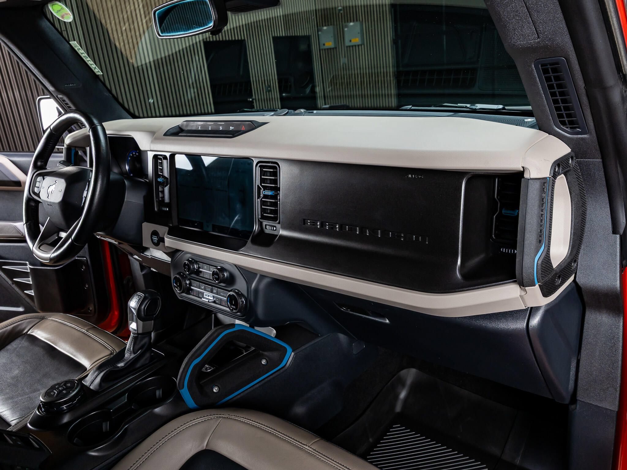 Used 2022 Ford Bronco Wildtrak AWD/4WD image 18