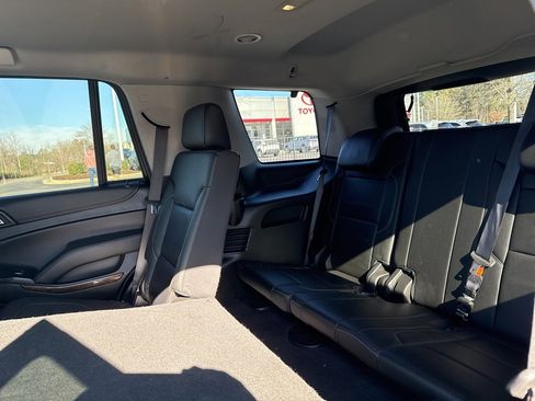 Used 2019 Chevrolet Tahoe LT image 10