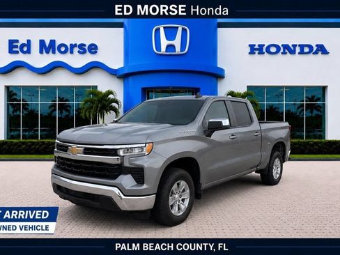 Used 2025 Chevrolet Silverado 1500 LT RWD image 1