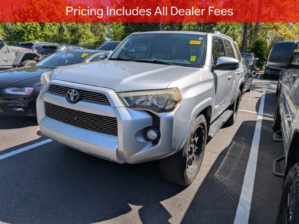 Used 2016 Toyota 4Runner SR5 RWD image 4