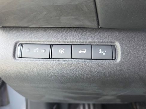 New 2026 Nissan Pathfinder Platinum AWD/4WD image 12