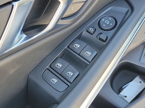 Used 2024 BMW 330i xDrive Sedan image 19