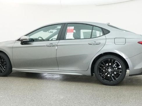 New 2026 Toyota Camry SE FWD image 6