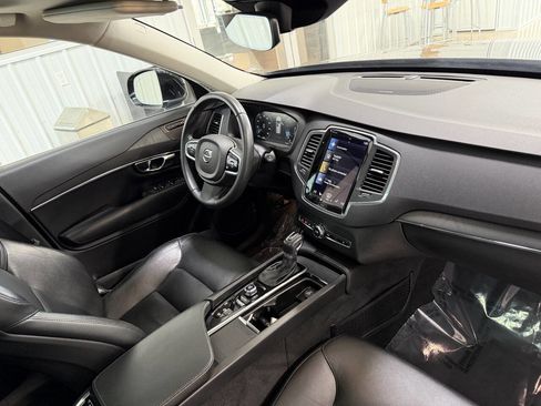 Used 2020 Volvo XC90 T5 Momentum image 35