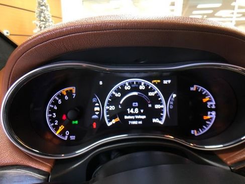 Used 2020 Jeep Grand Cherokee Summit image 14