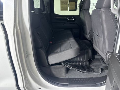 Used 2023 Chevrolet Silverado 1500 LT w/ Protection Package RWD image 15