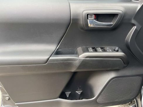 Used 2023 Toyota Tacoma TRD Off-Road w/ Technology Package image 25