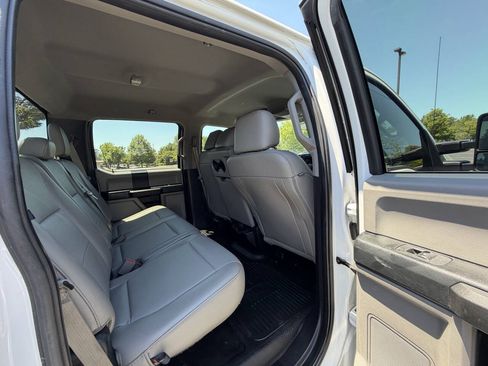 Used 2019 Ford F250 XL w/ Power Equipment Group AWD/4WD image 13