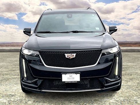 Certified 2023 Cadillac XT6 Sport w/ Technology Package image 2