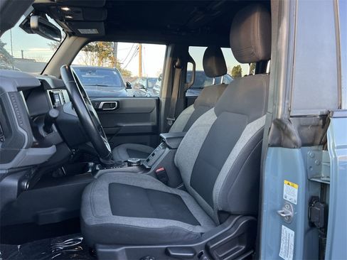 Used 2022 Ford Bronco Big Bend image 13