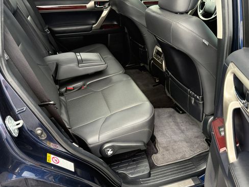 Used 2019 Lexus GX 460 Premium AWD/4WD image 24