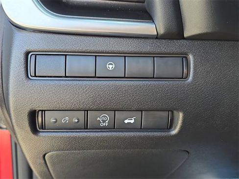 Certified 2024 Nissan Rogue SV w/ SV Premium Package image 31