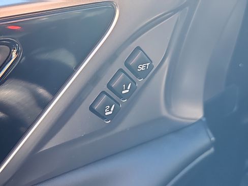 Certified 2025 Subaru Outback Limited AWD/4WD image 13