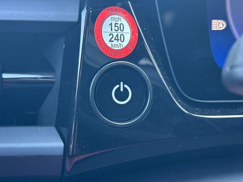 New 2025 Porsche Macan 4S Electric image 24