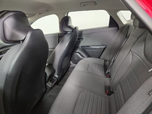 Certified 2025 Kia K4 EX image 17