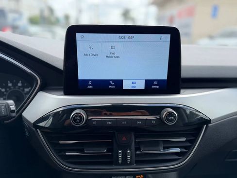 Used 2022 Ford Escape SE FWD image 39