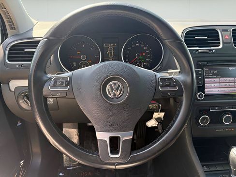 Used 2013 Volkswagen Golf TDI FWD image 18