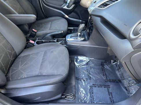 Used 2012 Ford Fiesta SE FWD image 10