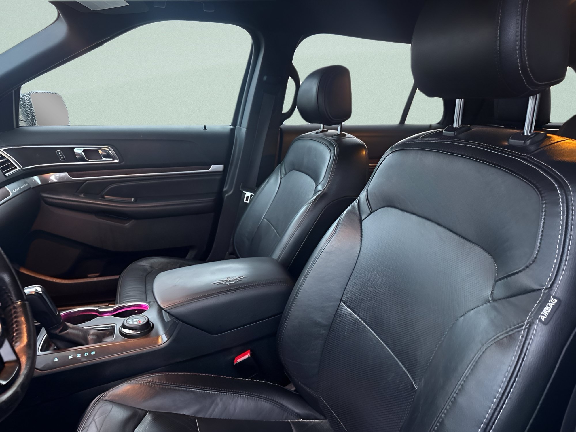 Used 2016 Ford Explorer Limited AWD/4WD image 28
