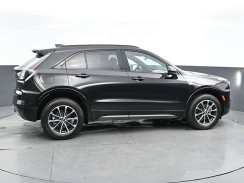 Certified 2024 Cadillac XT4 Sport AWD/4WD image 8