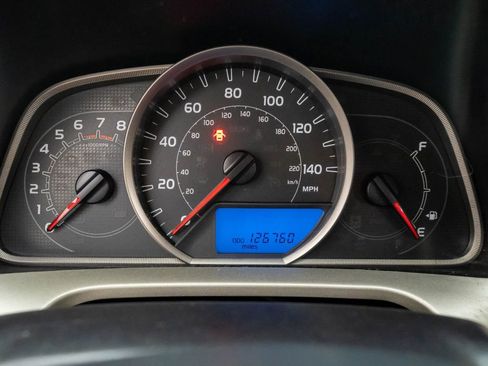 Used 2014 Toyota RAV4 LE image 19