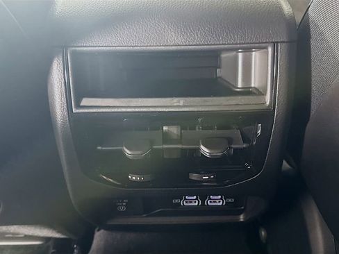 New 2025 Jeep Grand Cherokee Laredo image 25