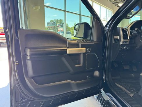Used 2017 Ford F150 Lariat w/ Equipment Group 502A Luxury AWD/4WD image 10